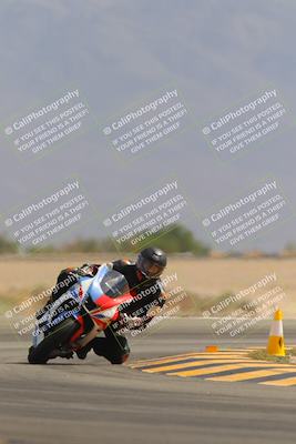 media/Sep-30-2023-SoCal Trackdays (Sat) [[636657bffb]]/Turn 15 (1120am)/